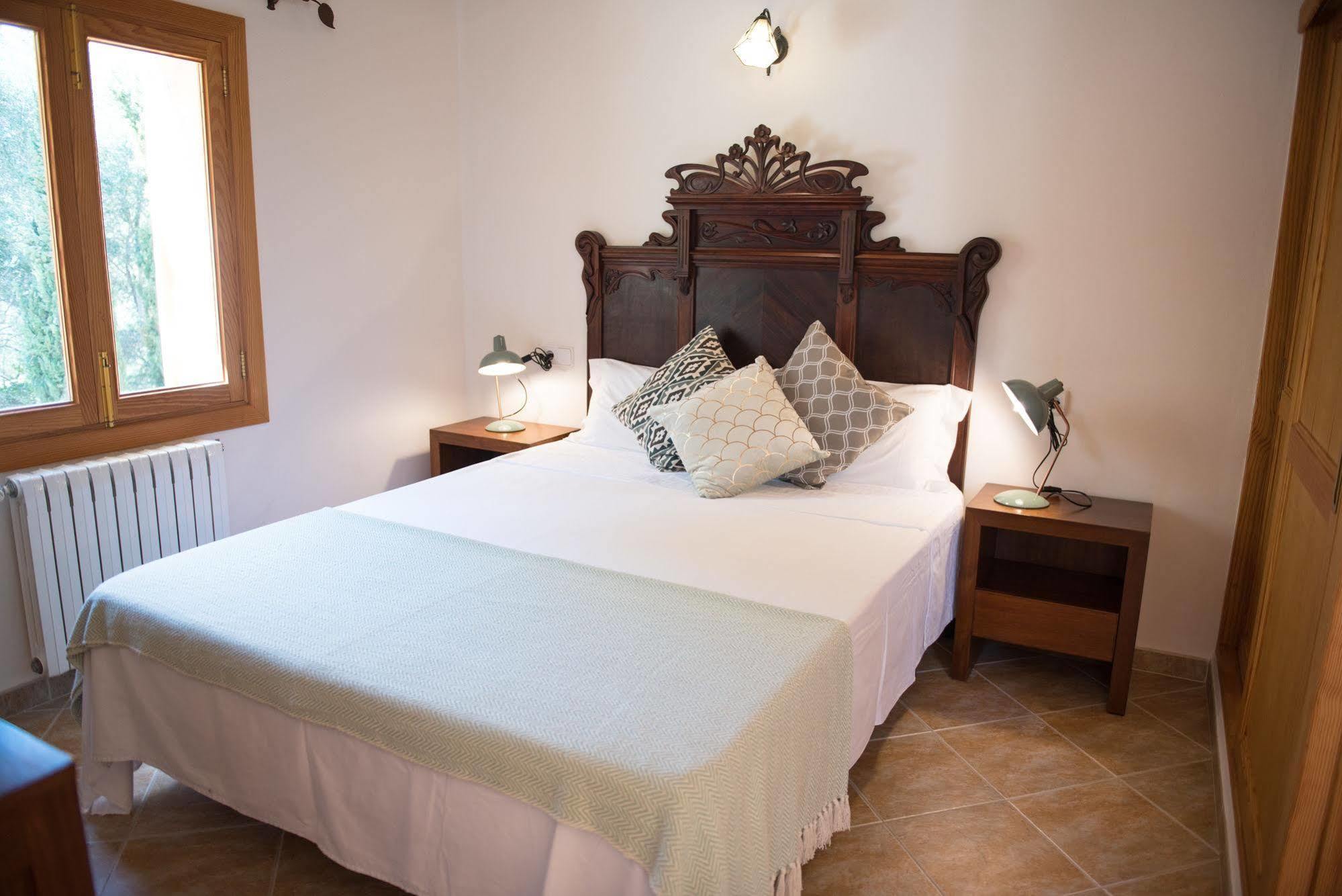 อโกรตูริสเม เปโรลา - สำหรับผู้ใหญ่เท่านั้น Guest House ยูคมายอร์ ภายนอก รูปภาพ